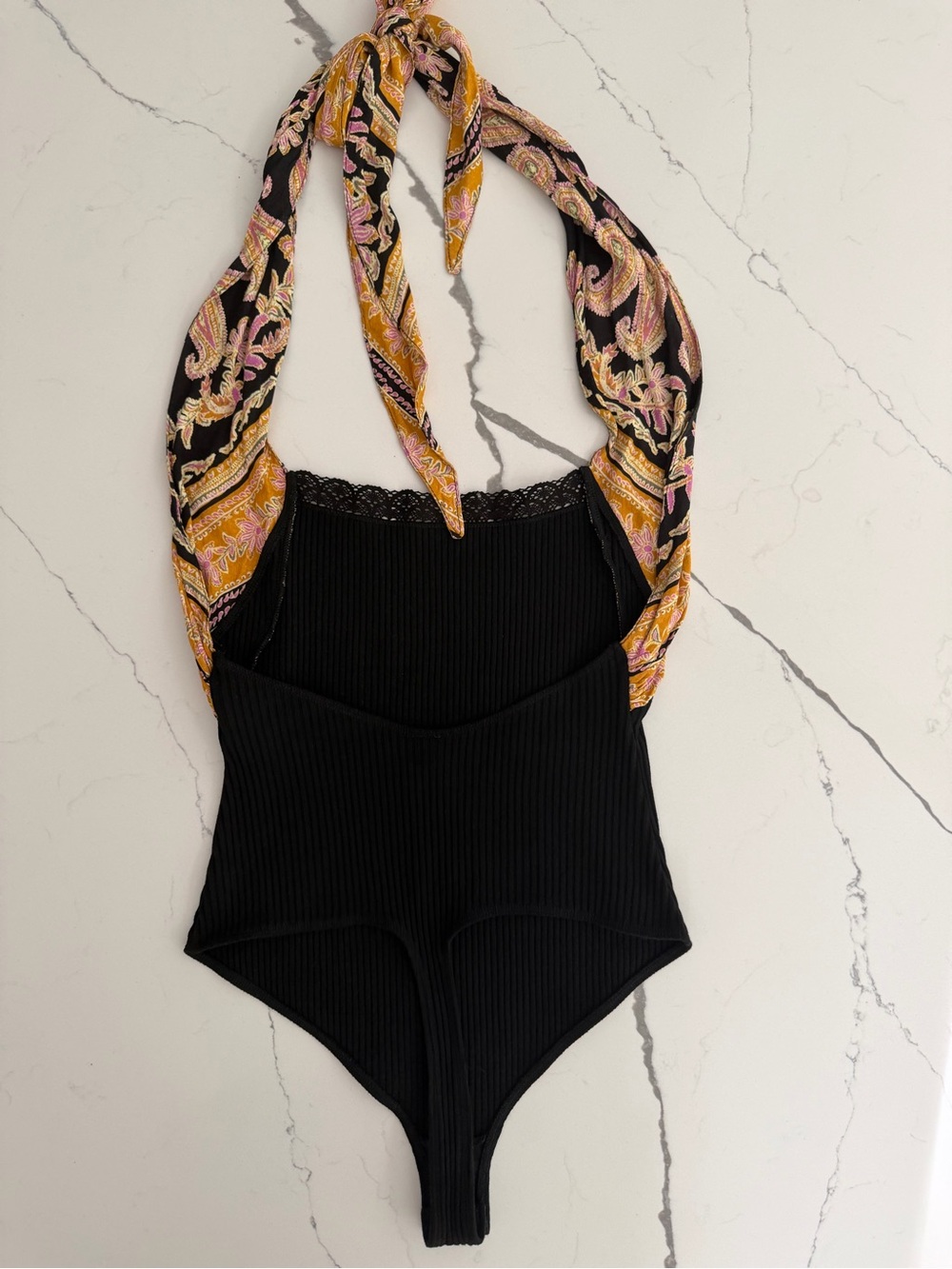 Free People Eyes For U Halter Bodysuit M Black Ribbed Scarf Tie Open Back Boho - Picture 8 of 12